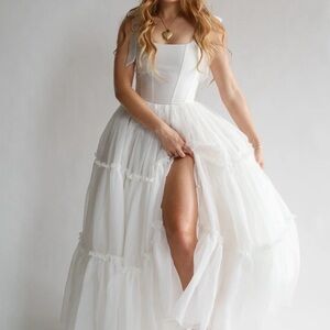 BRAND NEW with tags Chic White Bridal Gown